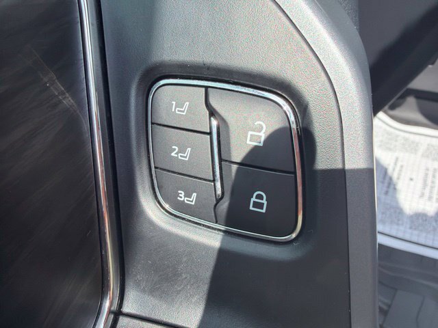 Certified 2025 Ford F150 Lariat w/ Equipment Group 502A High AWD/4WD image 11