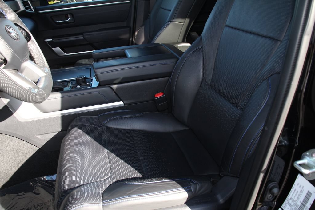 Used 2024 Toyota Sequoia Platinum AWD/4WD image 23