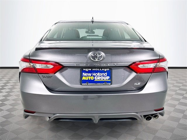 Used 2019 Toyota Camry SE image 4