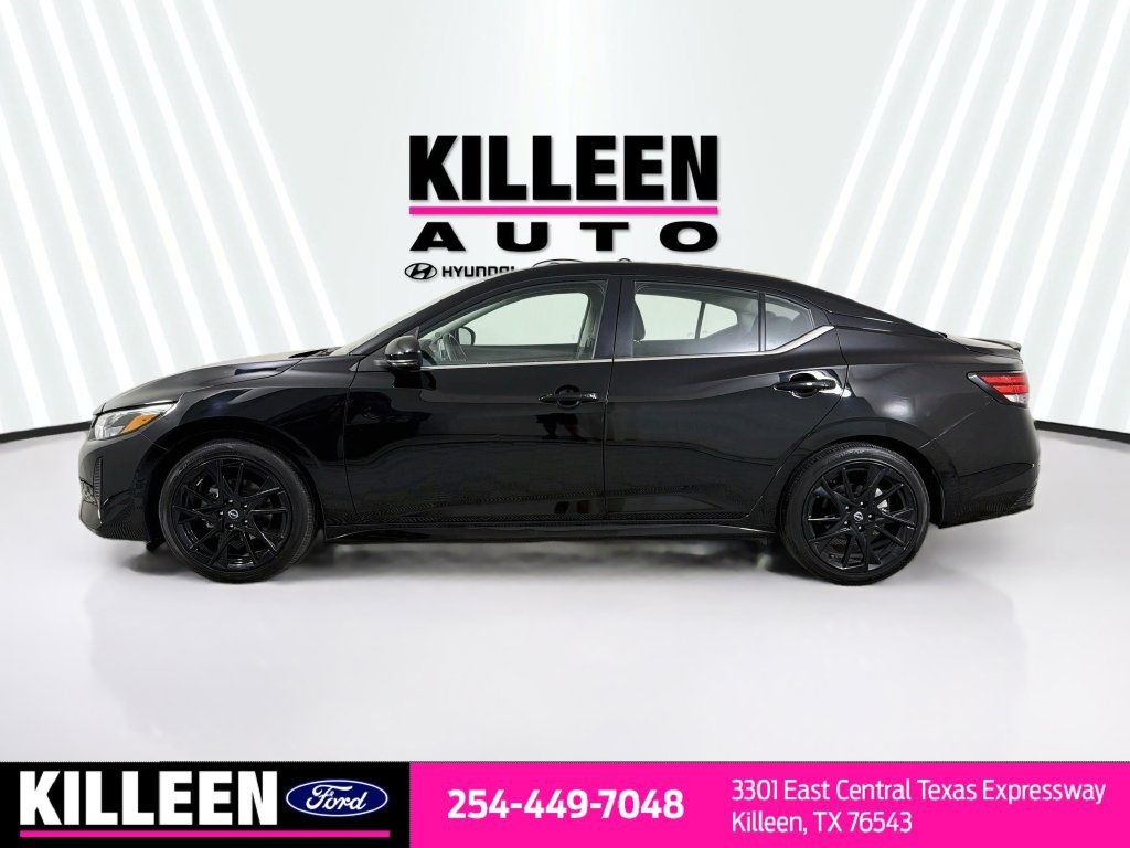 Used 2025 Nissan Sentra SR w/ Midnight Edition FWD image 4