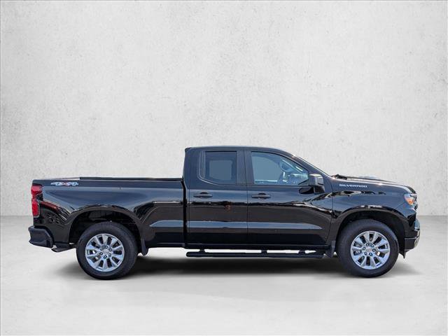 Used 2025 Chevrolet Silverado 1500 Custom AWD/4WD image 4