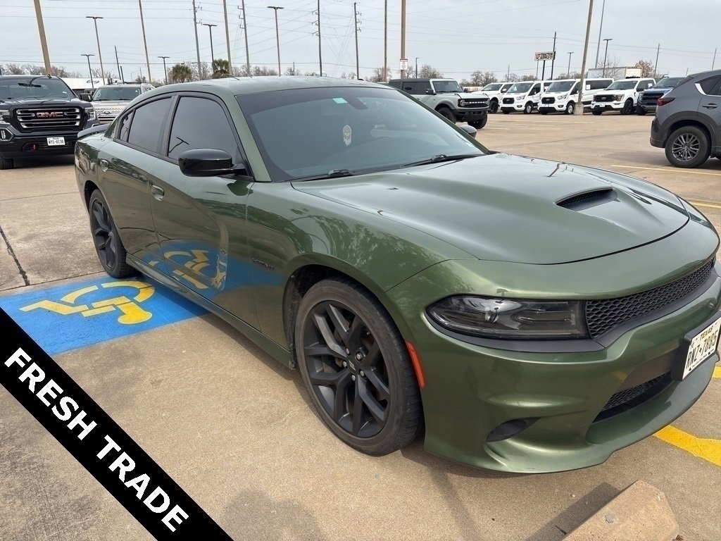 Used 2022 Dodge Charger R/T w/ Blacktop Package image 2