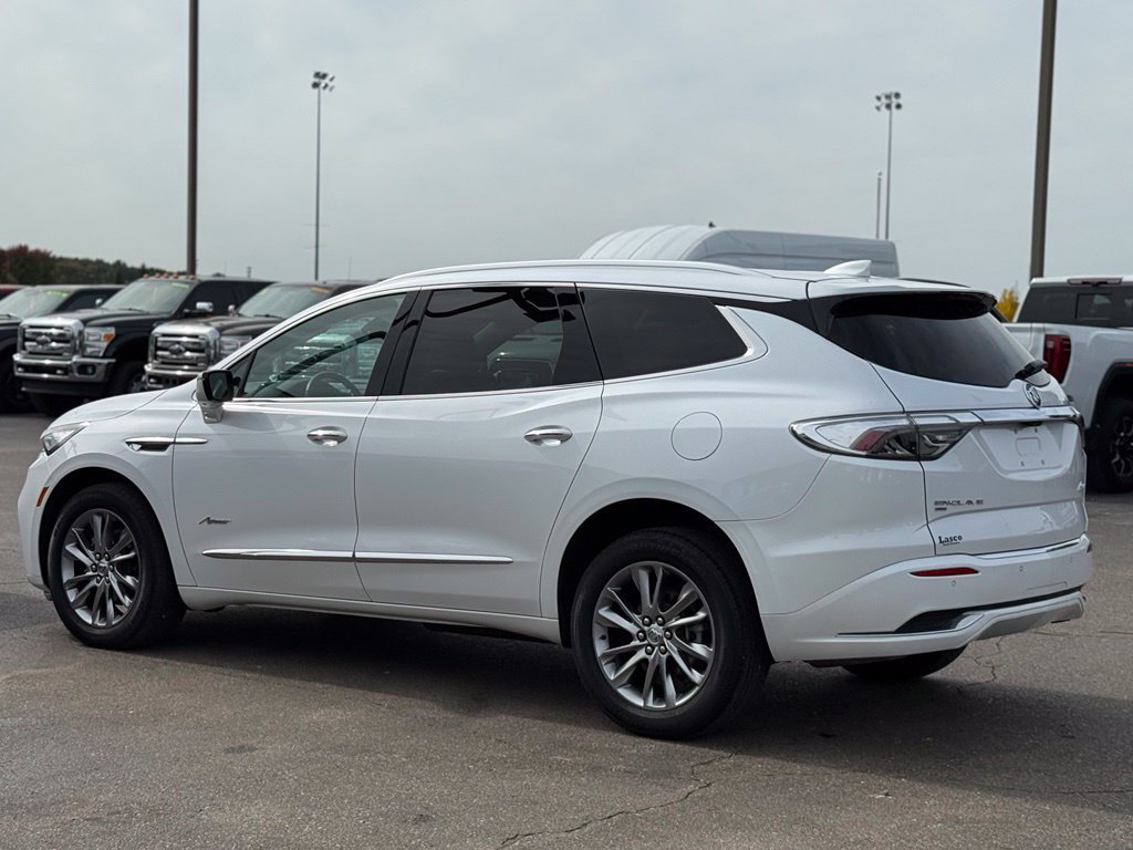 Used 2023 Buick Enclave Avenir w/ Avenir Technology Package AWD/4WD image 42