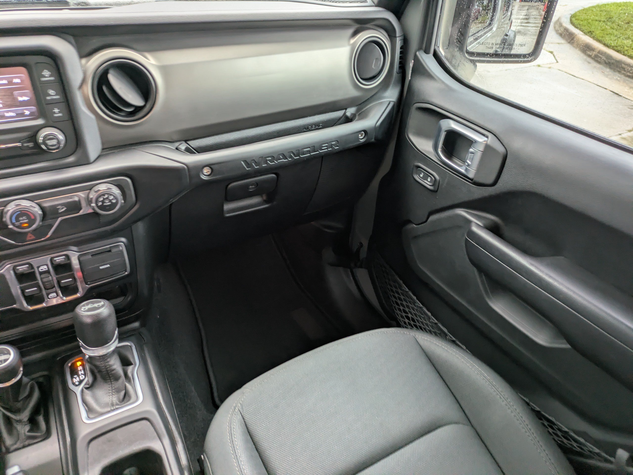 Used 2019 Jeep Wrangler Unlimited Sport S AWD/4WD image 17