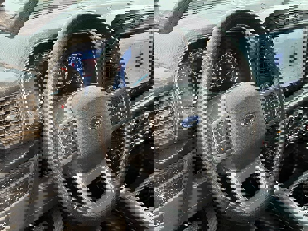 Certified 2022 Ford F150 XLT w/ Equipment Group 302A High image 22