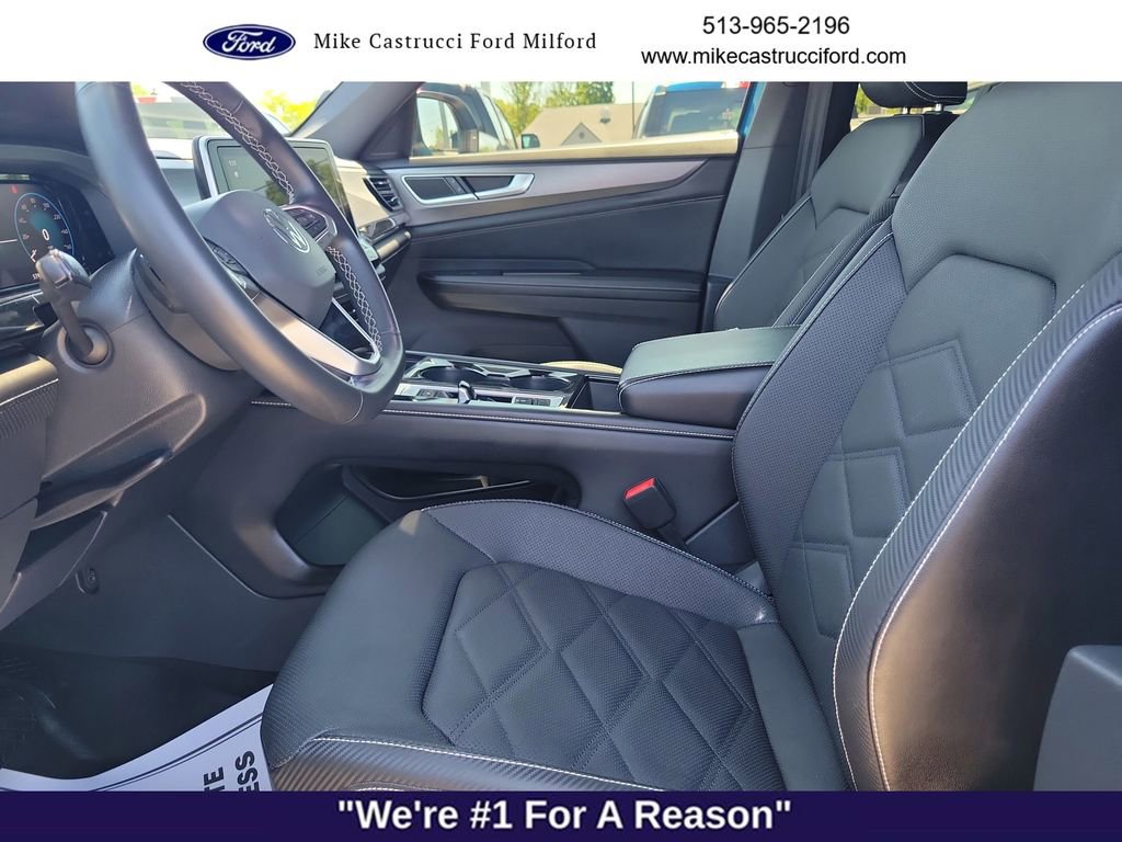 Used 2024 Volkswagen Atlas Cross Sport SE AWD/4WD image 17