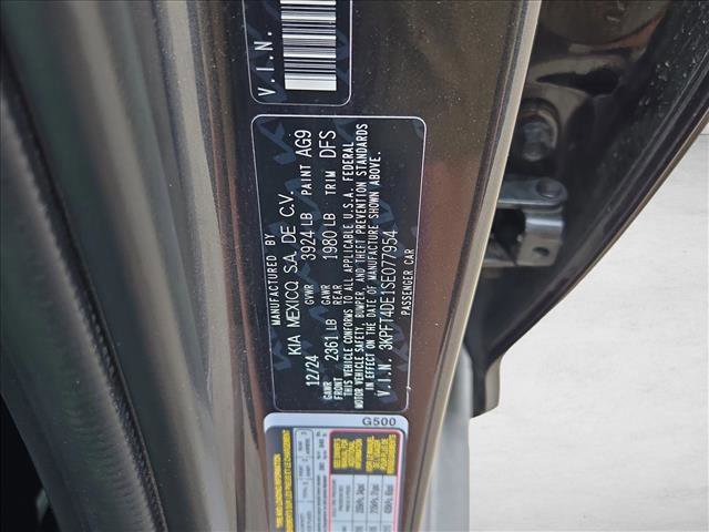 Used 2025 Kia K4 FWD image 22
