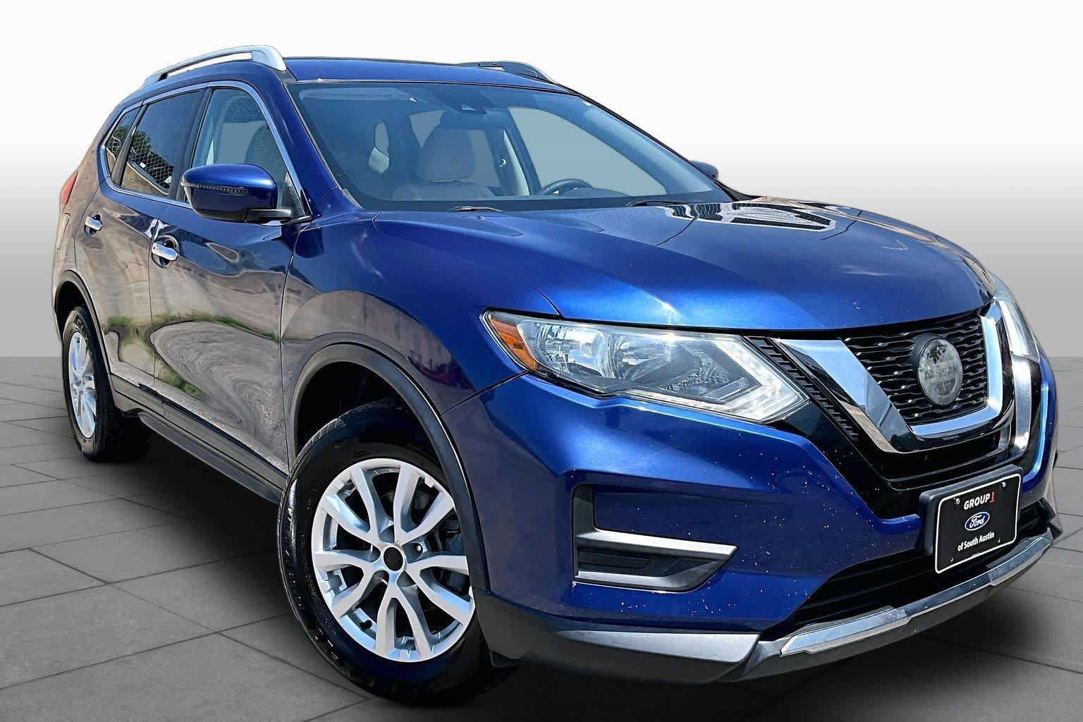 Used 2020 Nissan Rogue SV AWD/4WD image 3