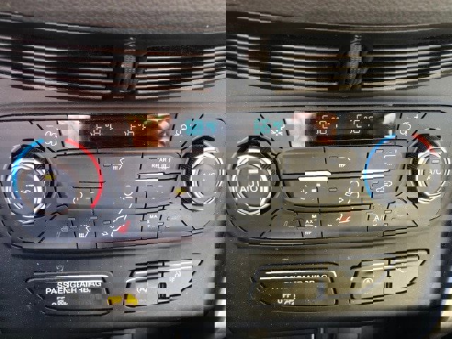 Certified 2018 Ford Escape SEL image 11