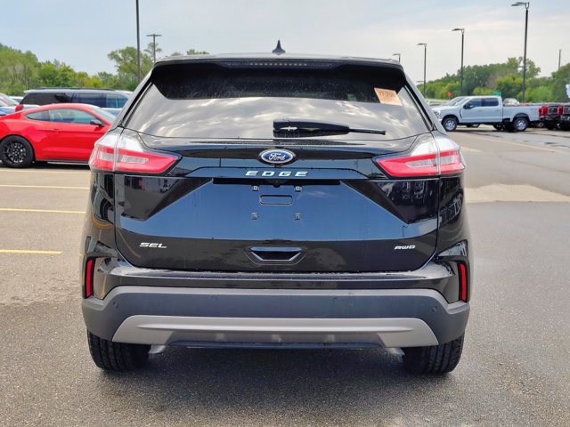 Certified 2024 Ford Edge SEL w/ Convenience Package AWD/4WD image 6