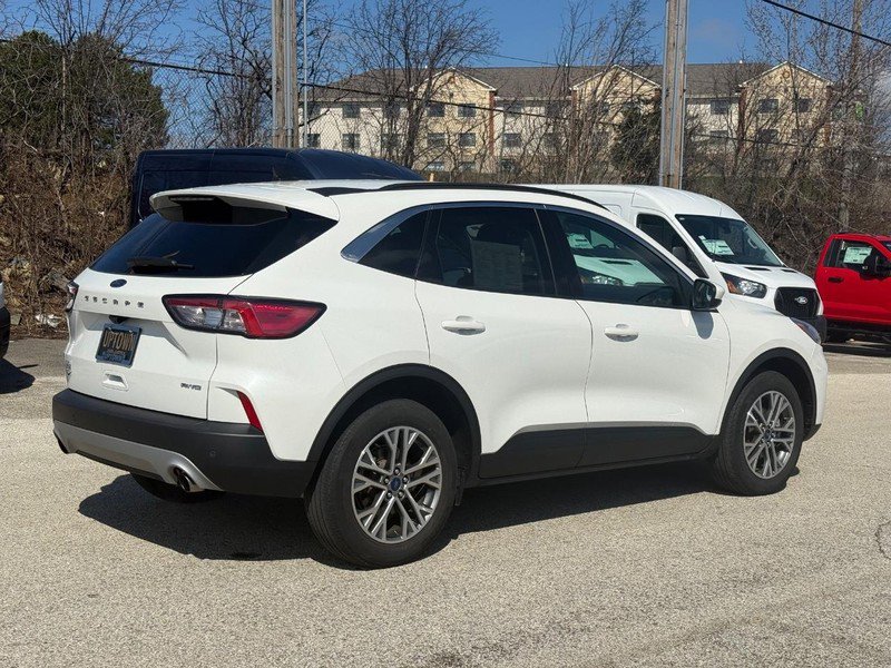 Certified 2022 Ford Escape SEL w/ Technology Package AWD/4WD image 3
