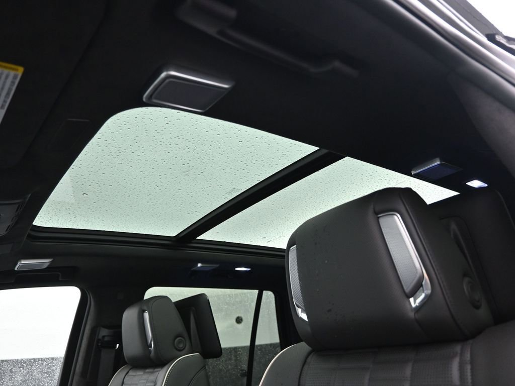 Used 2026 Cadillac Escalade Platinum Luxury image 12