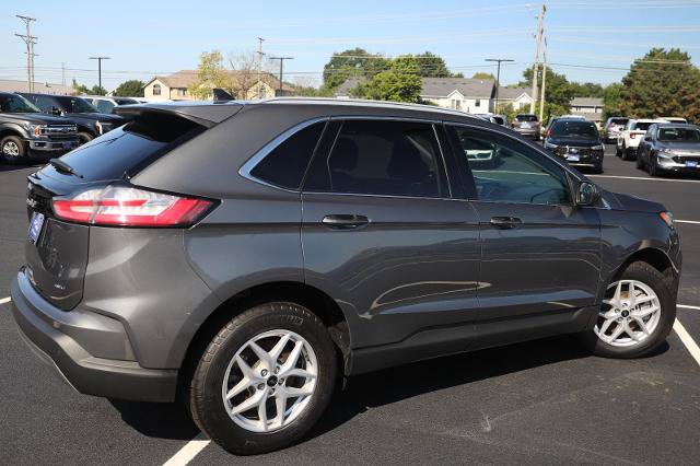 Certified 2024 Ford Edge SEL w/ Convenience Package AWD/4WD image 7