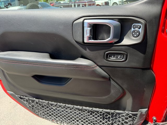 Used 2021 Jeep Gladiator Rubicon AWD/4WD image 13