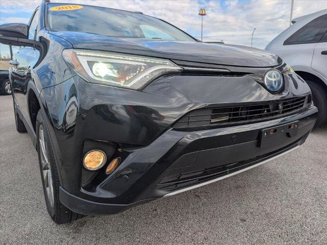 Used 2018 Toyota RAV4 Limited image 21