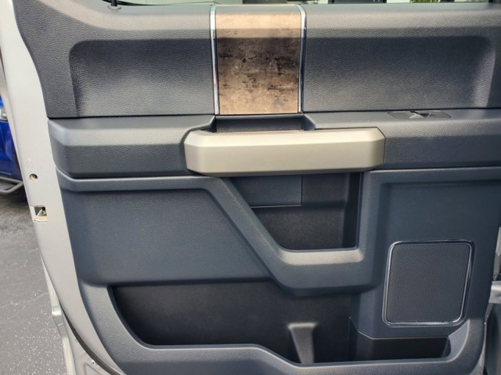 Certified 2022 Ford F250 Lariat w/ Lariat Ultimate Package image 31