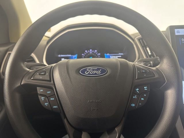 Certified 2021 Ford Edge SE image 20