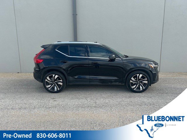Used 2023 Volvo XC40 B5 Ultimate w/ Protection Package Premier