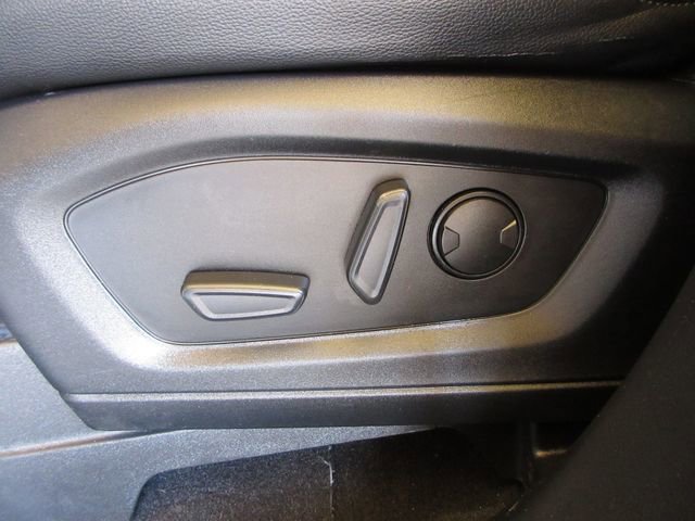 Certified 2020 Ford Explorer XLT w/ Equipment Group 202A image 13