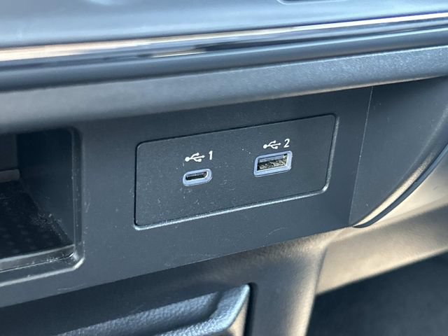 Used 2024 Nissan Titan SV w/ Accessory Utility Package AWD/4WD image 29