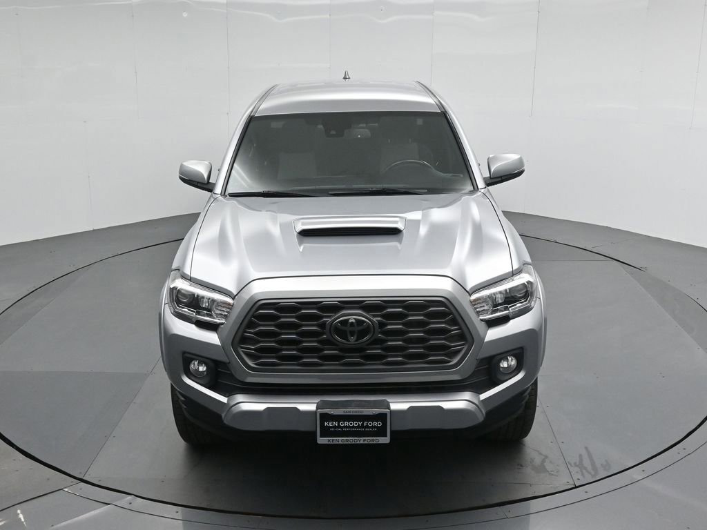 Used 2021 Toyota Tacoma TRD Sport w/ Technology Package image 31