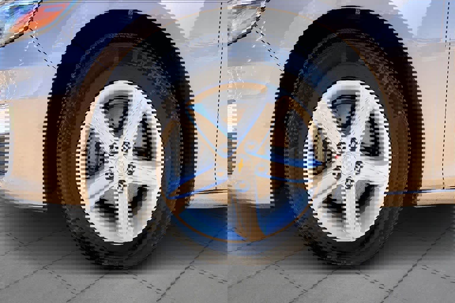 Used 2024 Chevrolet Malibu LS image 13