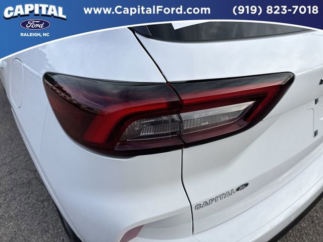 Certified 2023 Ford Escape ST-Line w/ Tech Pack #1 image 15