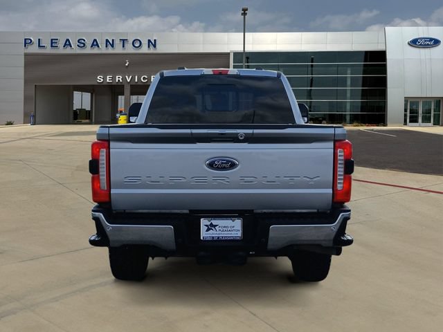 Certified 2024 Ford F250 Lariat w/ FX4 Off-Road Package AWD/4WD image 4
