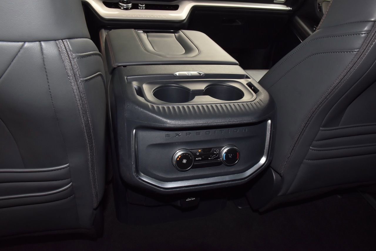 Certified 2025 Ford Expedition Active AWD/4WD image 20