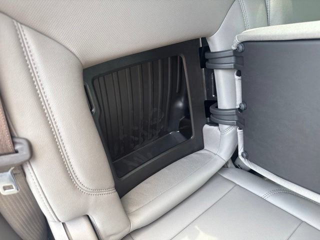 Used 2024 GMC Sierra 1500 SLT w/ SLT Premium Package AWD/4WD image 13