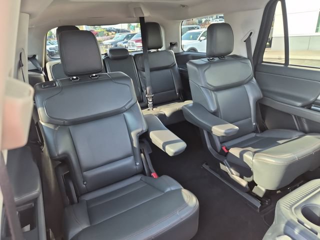 Certified 2025 Ford Expedition Active AWD/4WD image 22