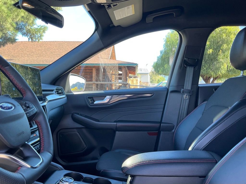 Certified 2024 Ford Escape ST-Line w/ Tech Pack #1 image 54