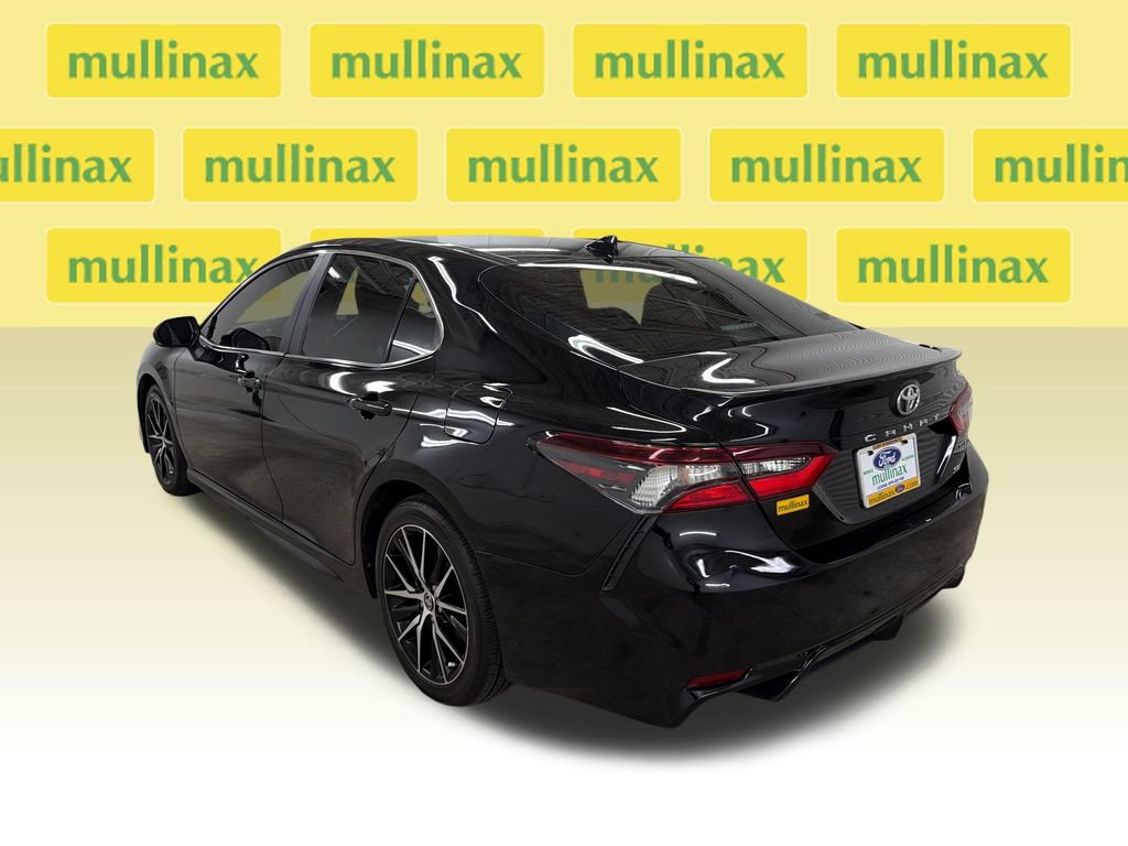 Used 2022 Toyota Camry SE FWD image 10
