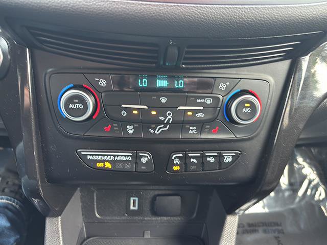 Certified 2019 Ford Escape Titanium AWD/4WD image 24