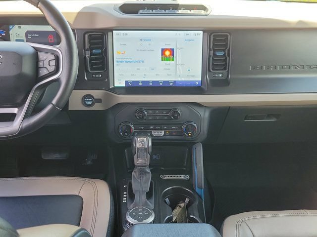 Certified 2022 Ford Bronco Wildtrak AWD/4WD image 20