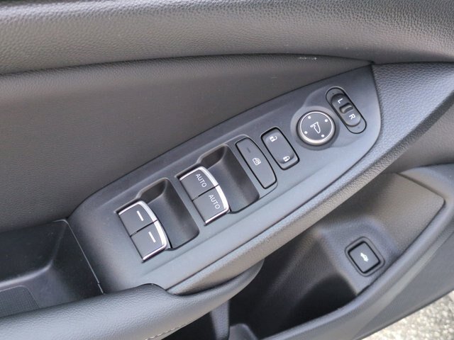 Used 2022 Honda Accord Sport image 14