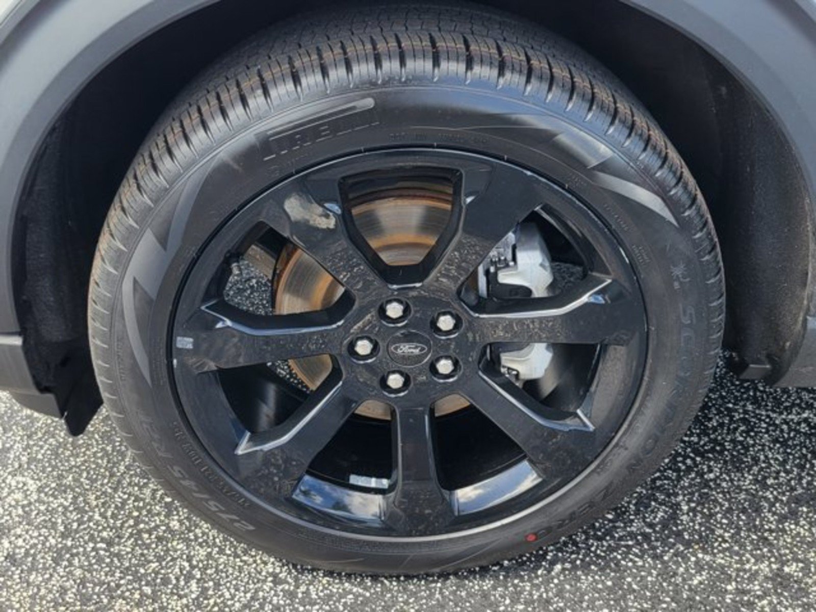 Certified 2022 Ford Explorer ST-Line w/ Class IV Trailer Tow Package RWD image 4