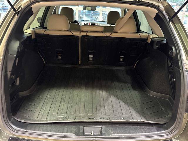 Used 2018 Subaru Outback 2.5i AWD/4WD image 24