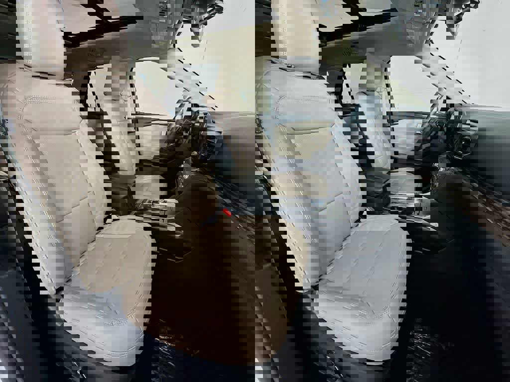 Certified 2020 Ford Explorer Limited w/ Class III Trailer Tow Package image 18