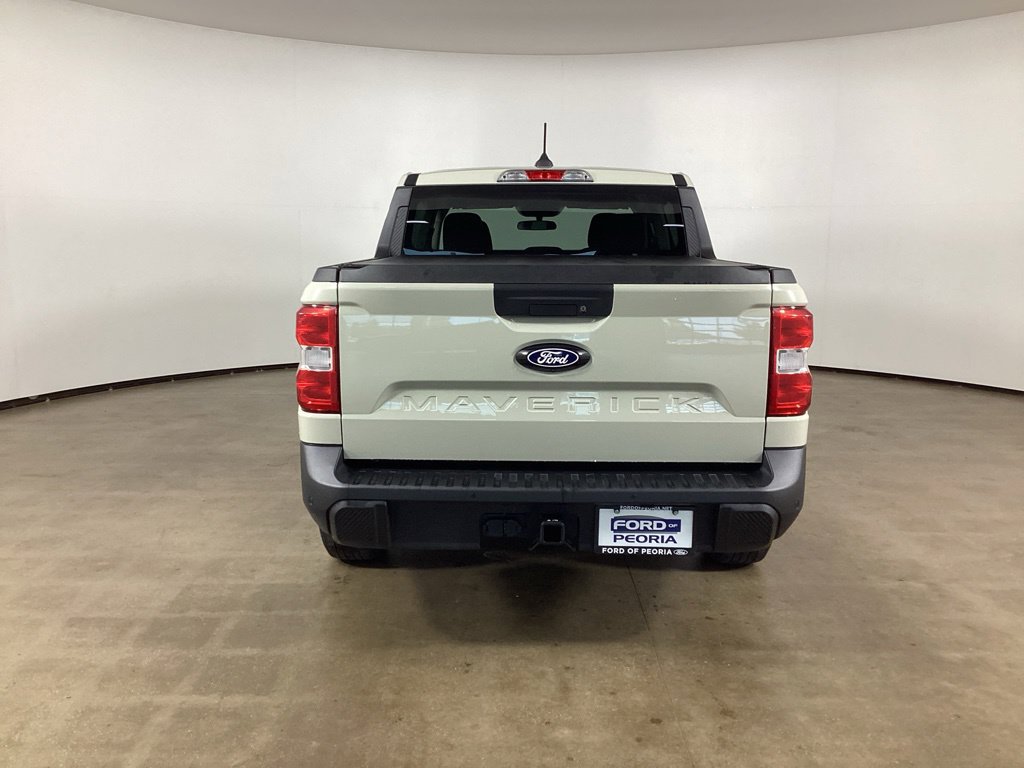Certified 2025 Ford Maverick XLT w/ XLT Luxury Package AWD/4WD image 6