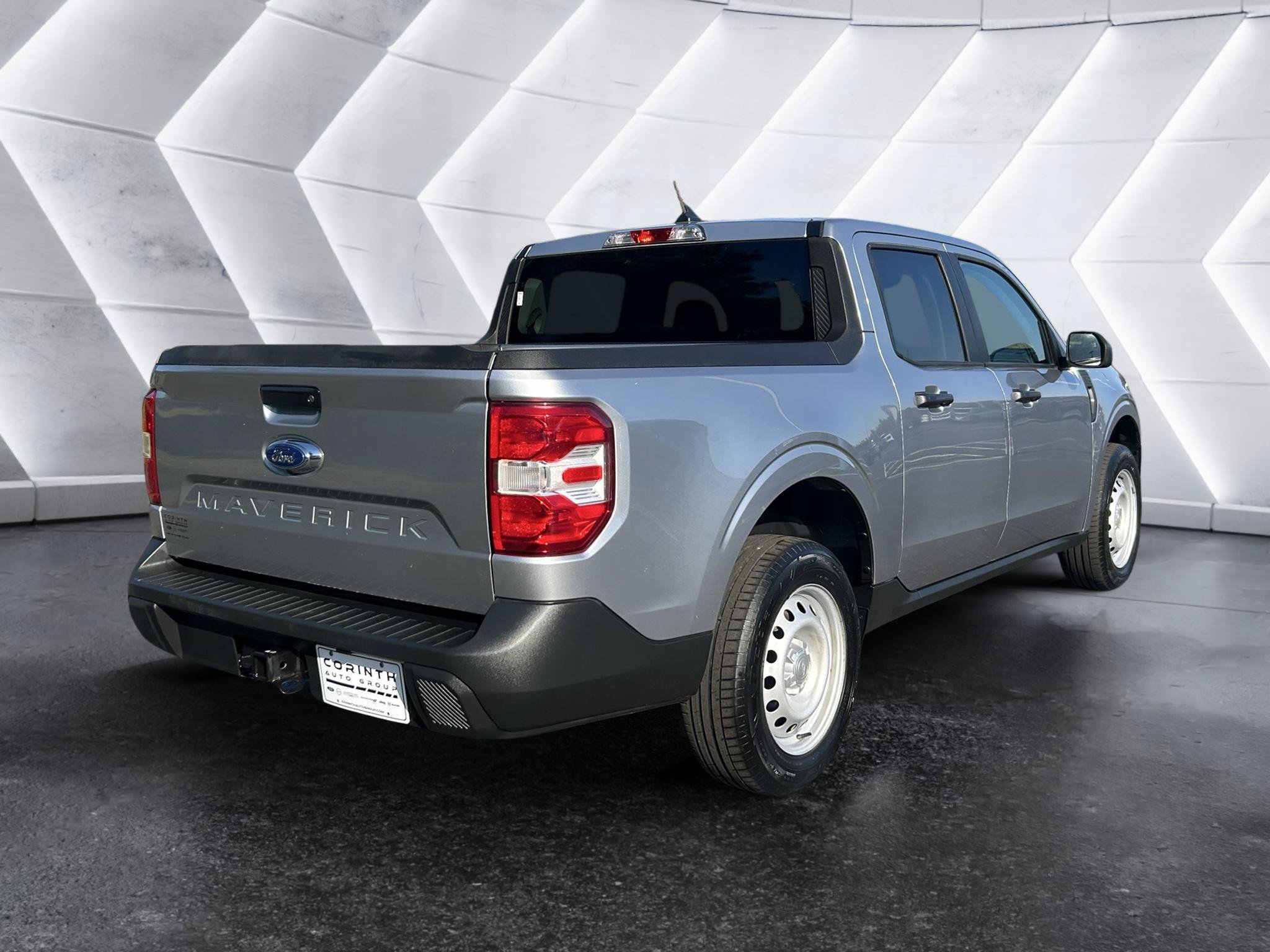Certified 2022 Ford Maverick XL FWD image 8