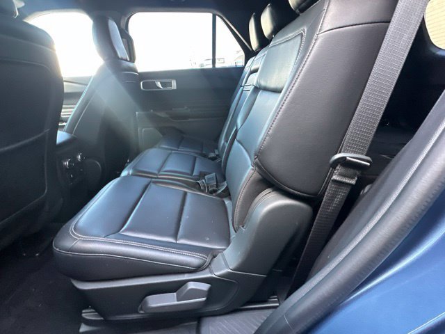 Certified 2020 Ford Explorer XLT w/ Equipment Group 202A RWD image 9