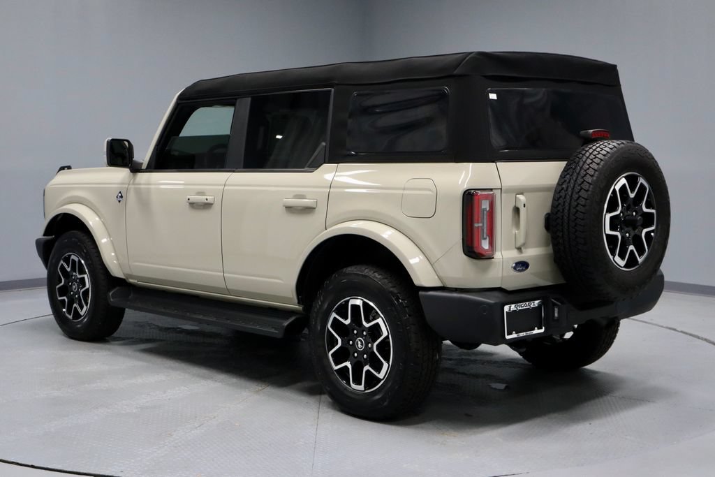 Certified 2025 Ford Bronco Outer Banks AWD/4WD image 10