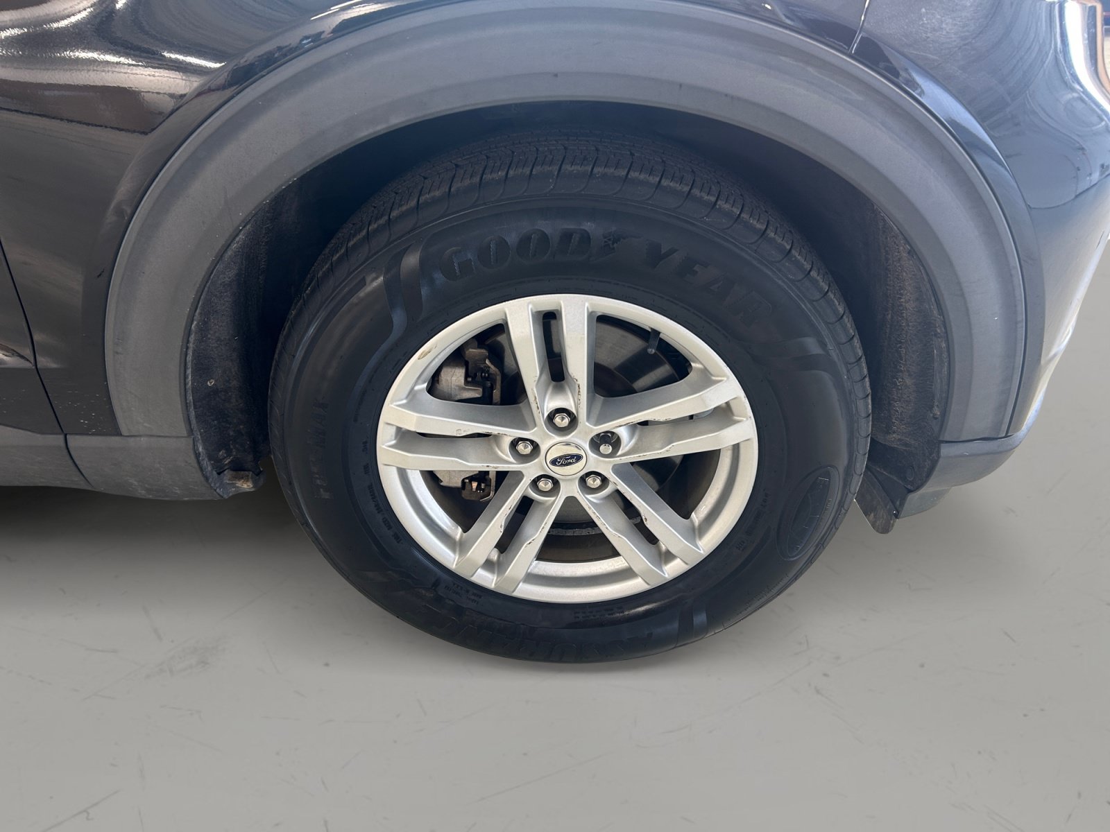 Certified 2020 Ford Explorer XLT w/ Equipment Group 202A RWD image 9