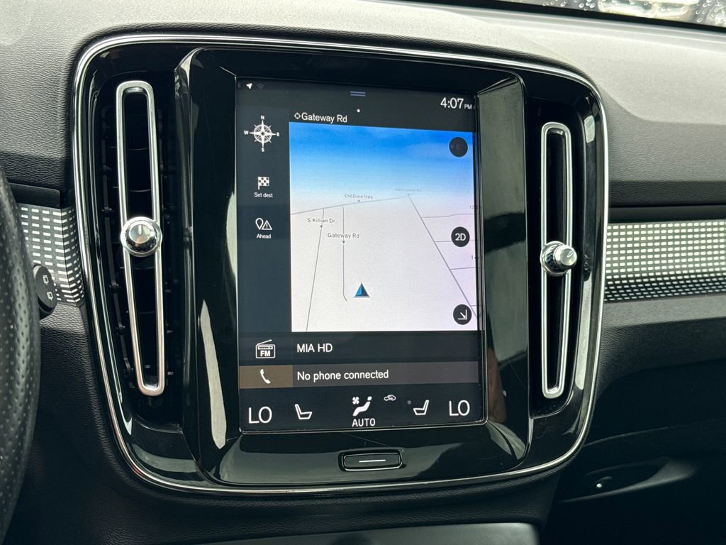 Used 2019 Volvo XC40 T5 R-Design image 21