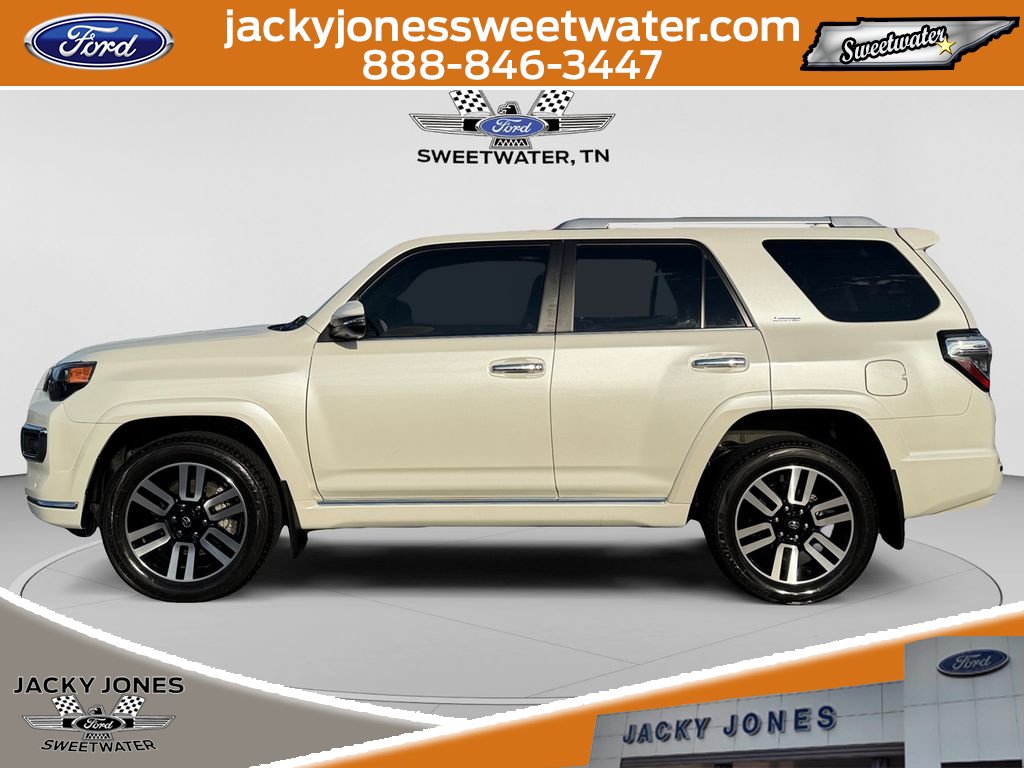 Used 2022 Toyota 4Runner Limited AWD/4WD image 2