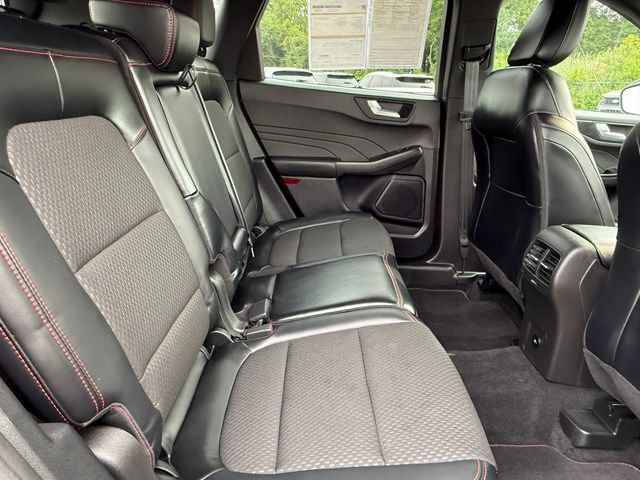 Certified 2023 Ford Escape ST-Line w/ Tech Pack #1 AWD/4WD image 21