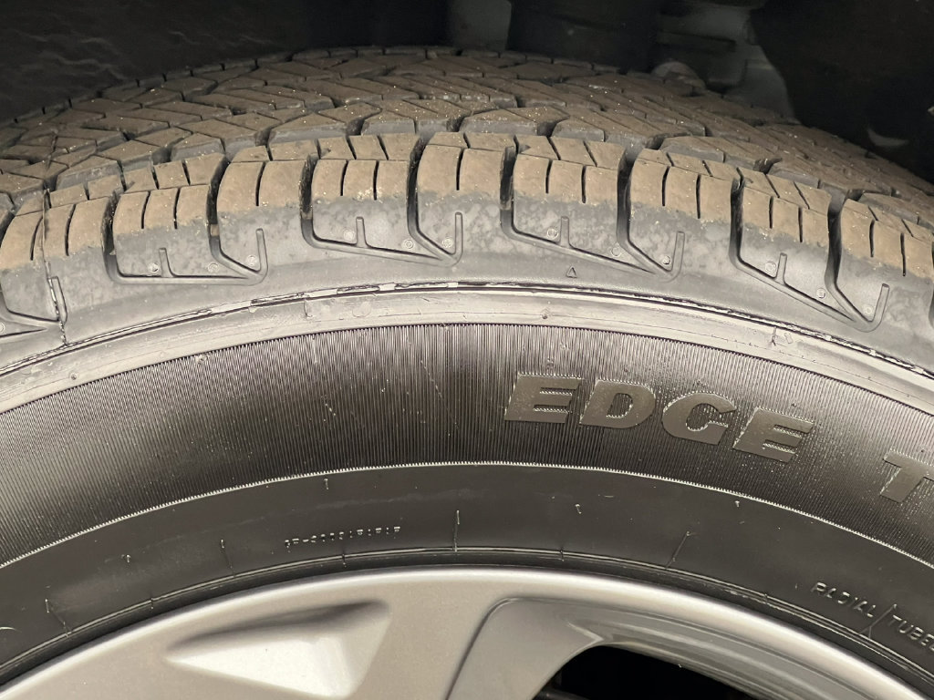 Certified 2023 Ford Escape ST-Line AWD/4WD image 8