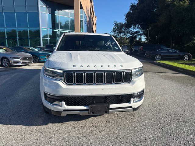 Used 2024 Jeep Wagoneer L Series II w/ Flexible Seating Group RWD image 11
