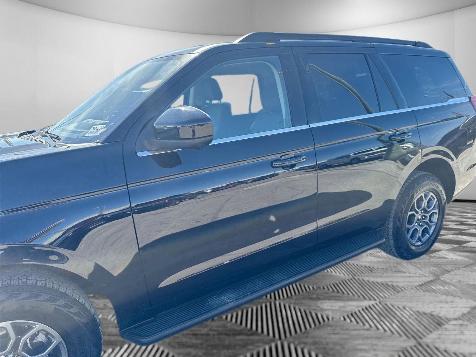 Certified 2025 Ford Expedition Active RWD image 29